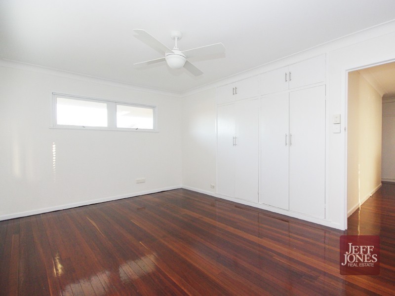 8 Dalgety Street, Mount Gravatt East QLD 4122