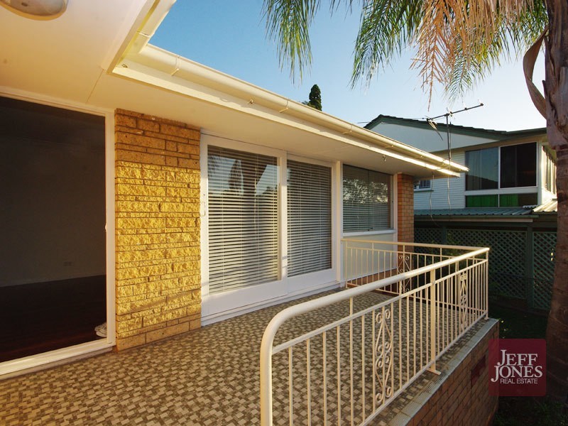 8 Dalgety Street, Mount Gravatt East QLD 4122