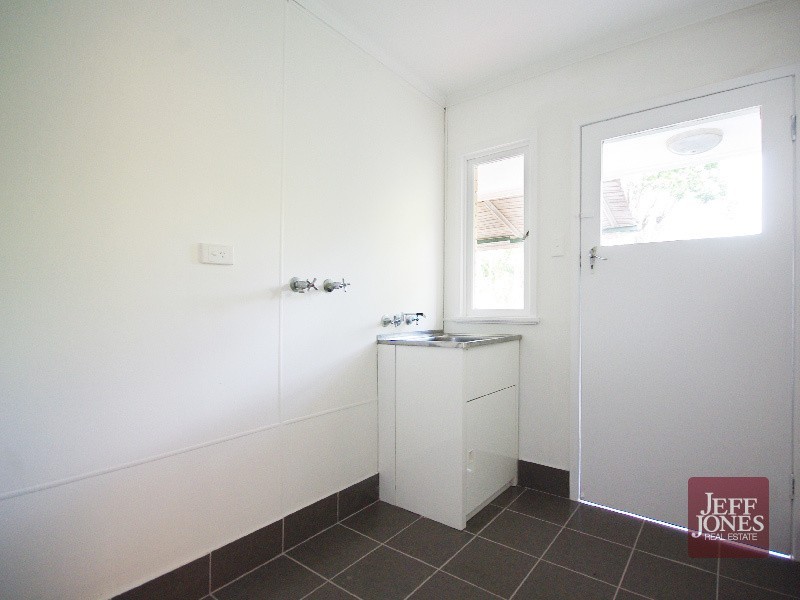 8 Dalgety Street, Mount Gravatt East QLD 4122