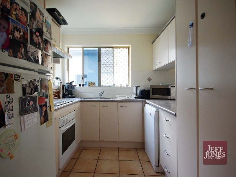 3/27 Vine Street, Greenslopes QLD 4120