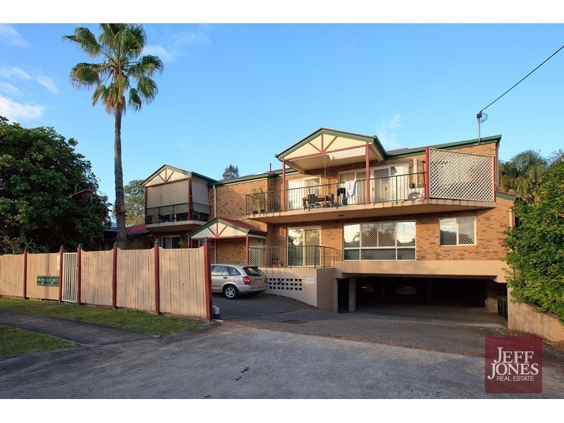 4/33 Lilly Street, Greenslopes QLD 4120