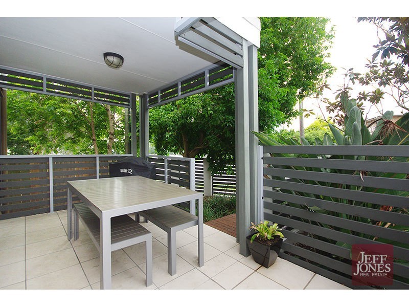 3/35 Rutland Street, Coorparoo QLD 4151