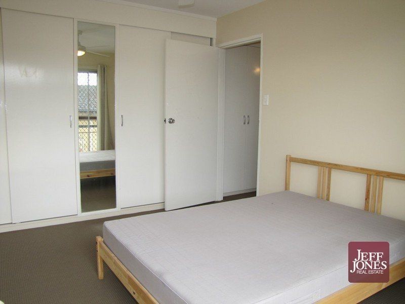 2/123 Old Cleveland Road, Greenslopes QLD 4120