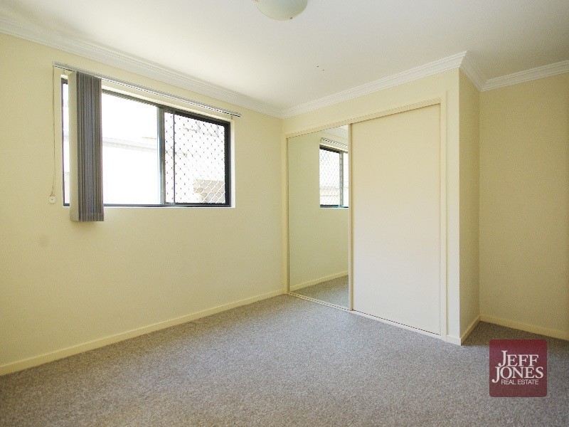 5/57 Sandford Street, St Lucia QLD 4067
