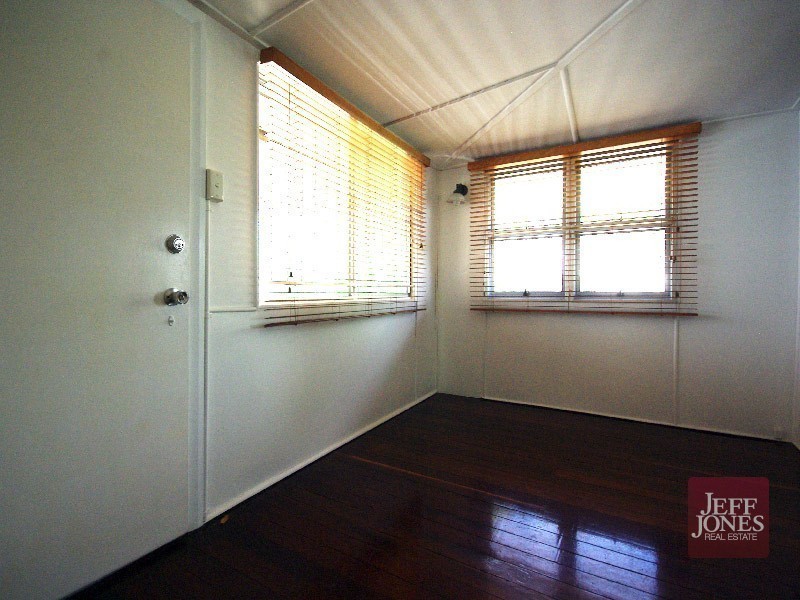 80 Abbotsleigh Street, Holland Park QLD 4121