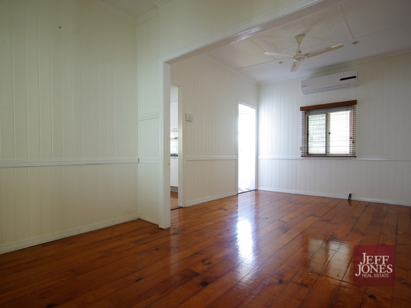 80 Abbotsleigh Street, Holland Park QLD 4121