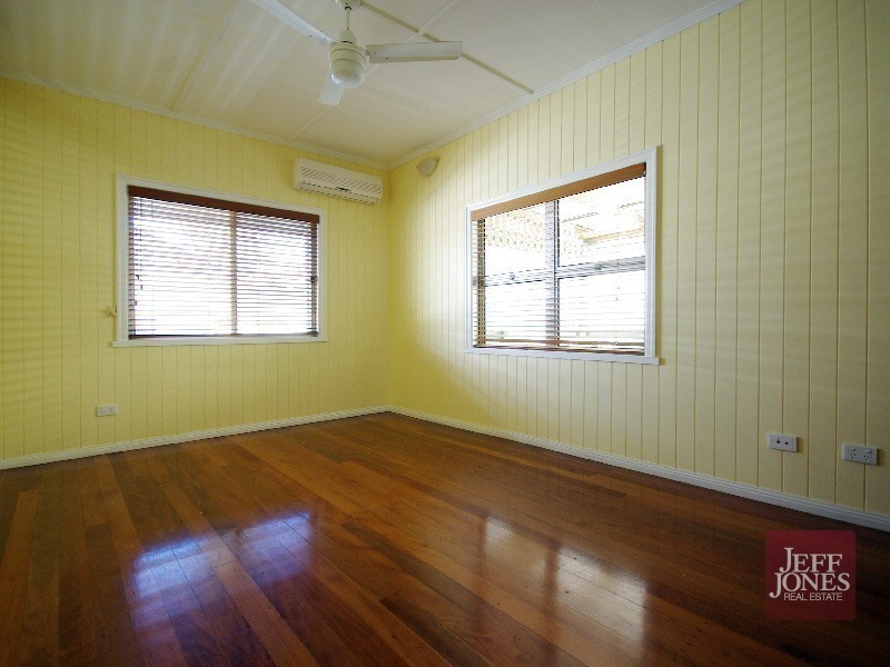 80 Abbotsleigh Street, Holland Park QLD 4121