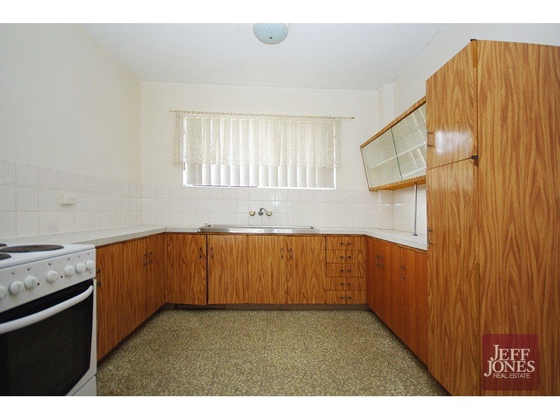 1/246 Cavendish Road, Coorparoo QLD 4151