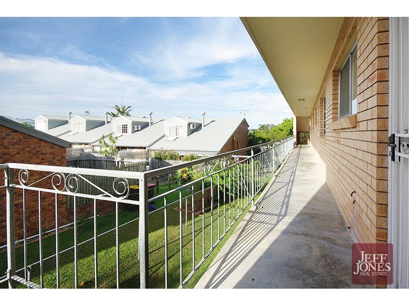 1/246 Cavendish Road, Coorparoo QLD 4151