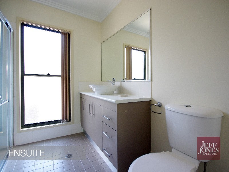 3/127 Ekibin Road, Annerley QLD 4103