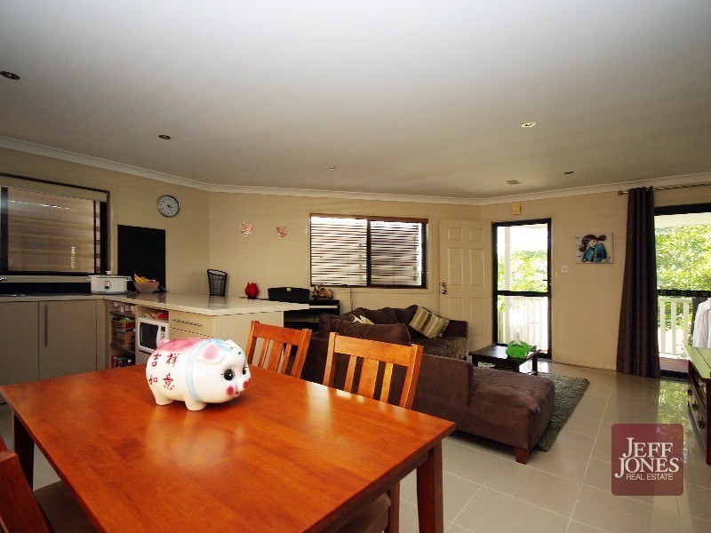 6/12 Newton Street, Coorparoo QLD 4151