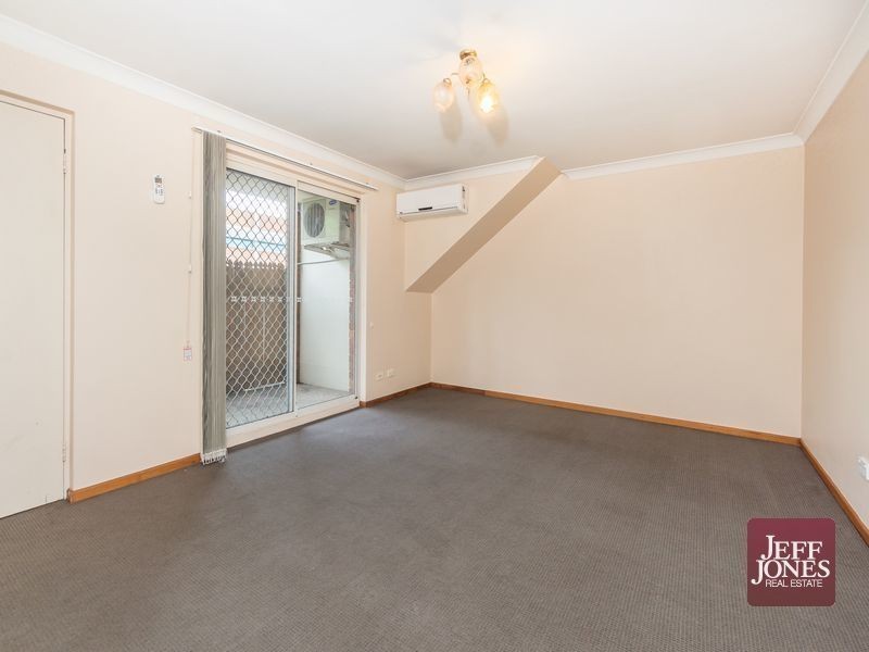 2/1 Jubilee Street, Greenslopes QLD 4120