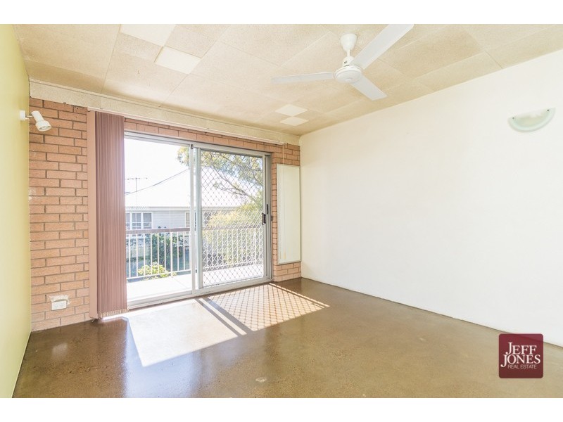 1/32 Galway Street, Greenslopes QLD 4120