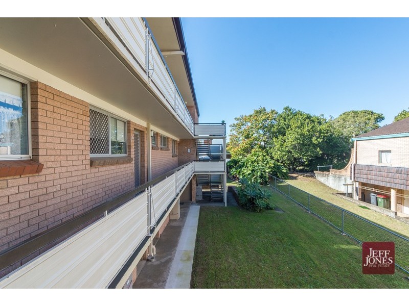 1/32 Galway Street, Greenslopes QLD 4120