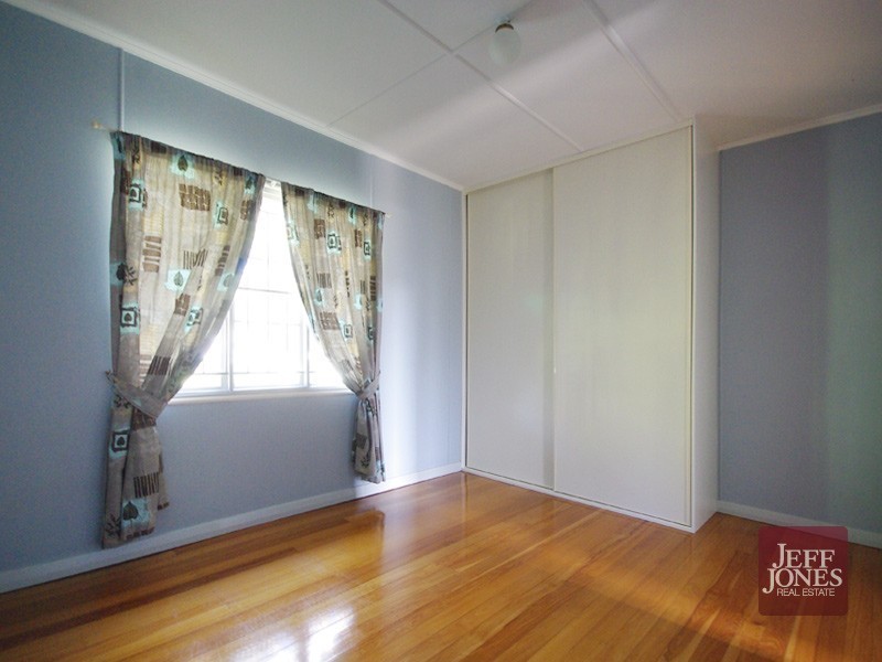 22 Gristock Street, Coorparoo QLD 4151