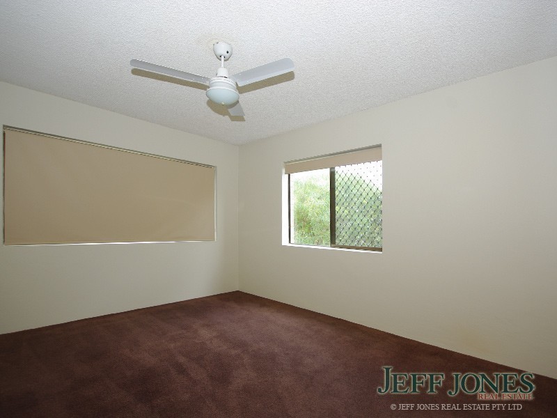 1/43 Denman Street, Greenslopes QLD 4120