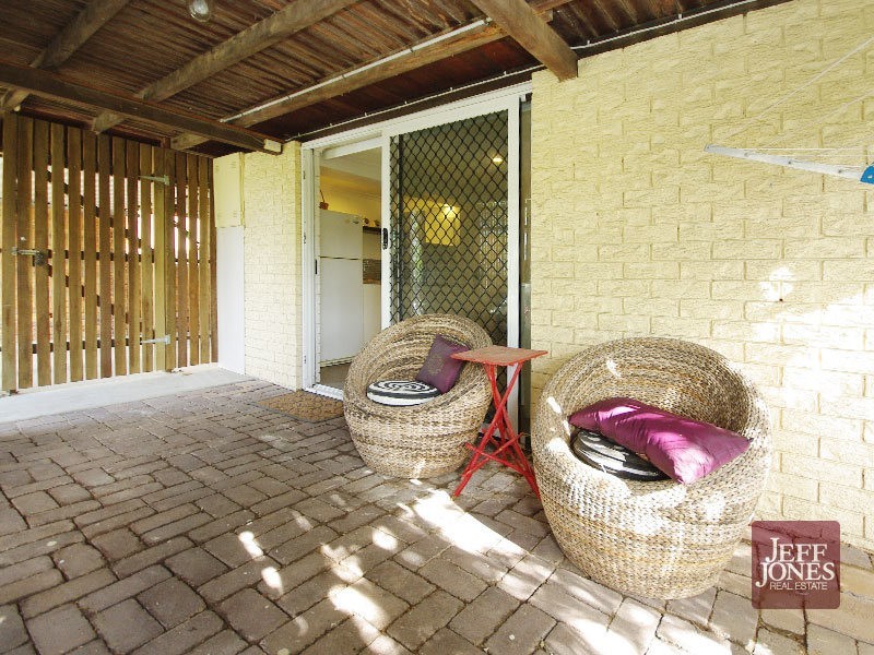 31A Raff Avenue, Holland Park QLD 4121