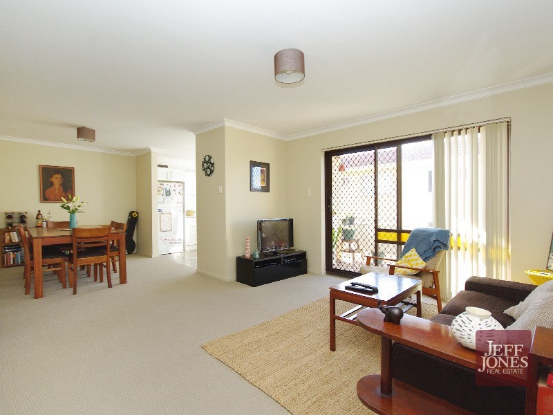 2/45 Amelia Street, Coorparoo QLD 4151