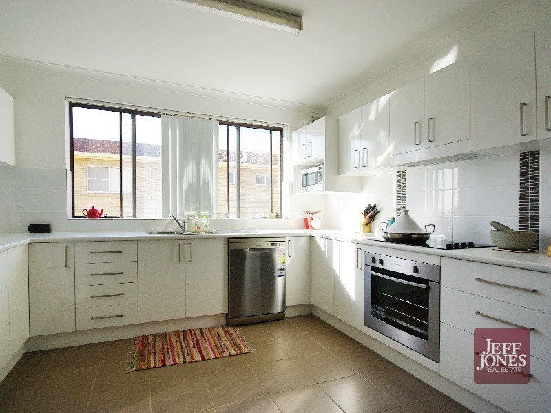 2/45 Amelia Street, Coorparoo QLD 4151
