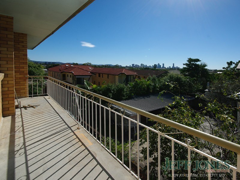 8/49 Rialto Street, Coorparoo QLD 4151