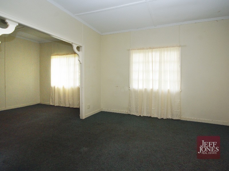 38 Raby Road, Coorparoo QLD 4151