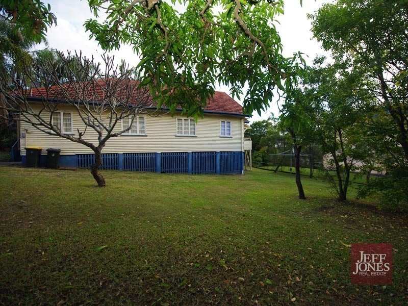 38 Raby Road, Coorparoo QLD 4151