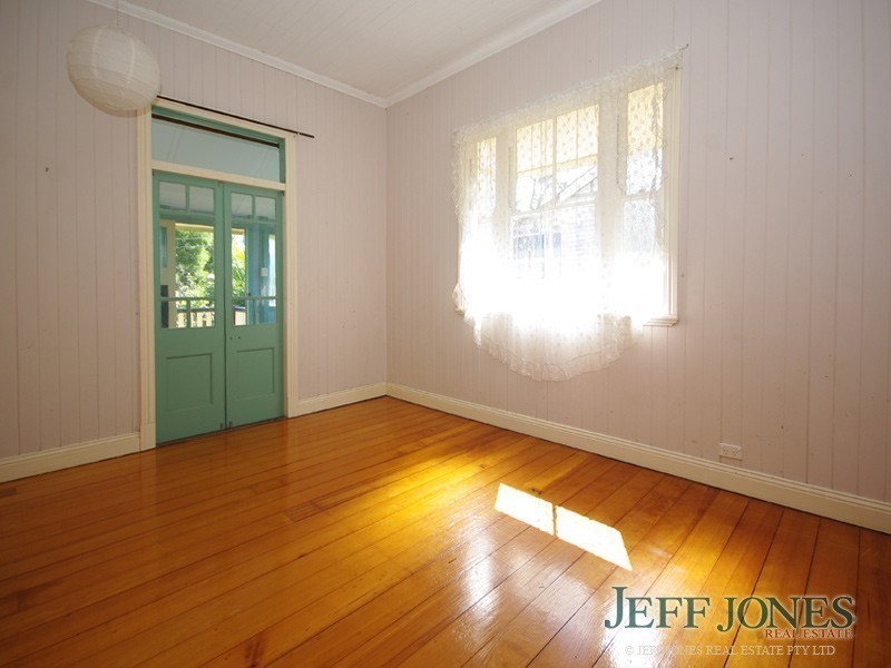 50 Henry Street, Greenslopes QLD 4120