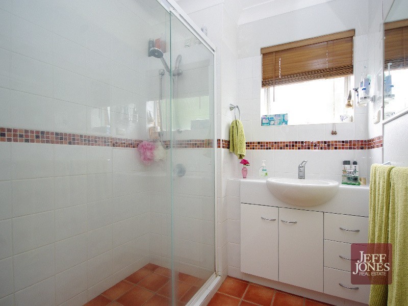 3/37 Thomas Street, Greenslopes QLD 4120