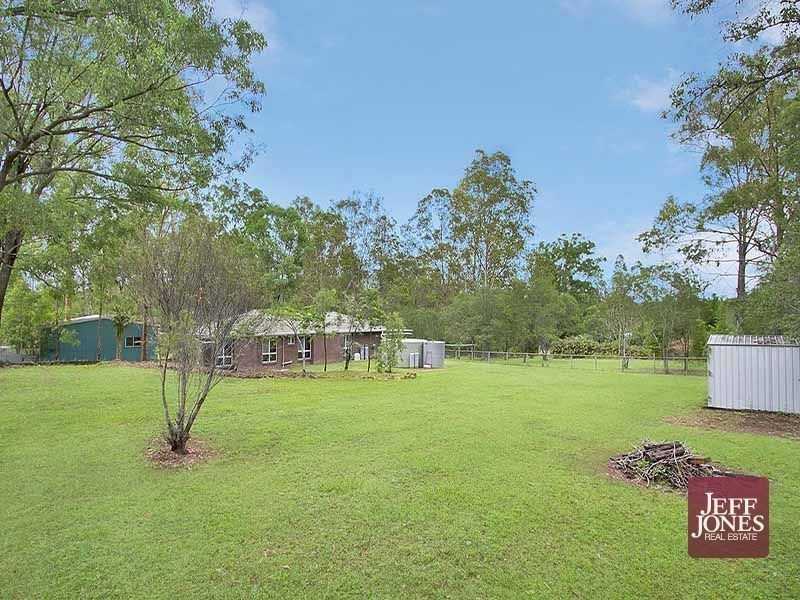 17-19 Michelle Drive, Cedar Grove QLD 4285