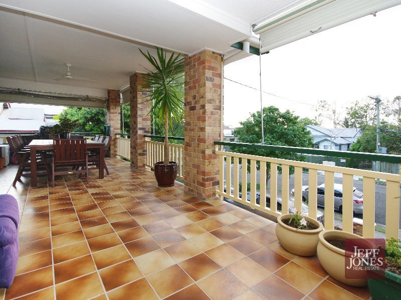 1/47 Douglas Street, Greenslopes QLD 4120