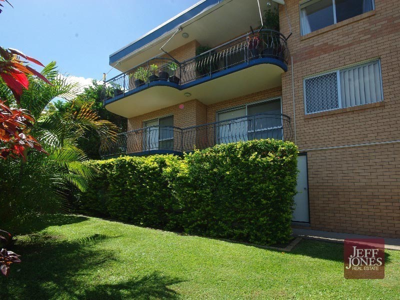 8/33 Curd Street, Greenslopes QLD 4120