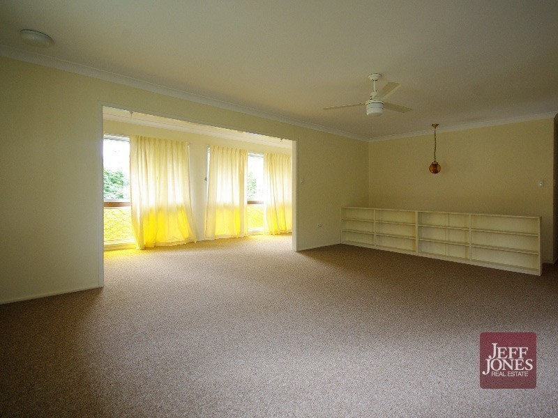 94 Greenmeadow Road, Mansfield QLD 4122