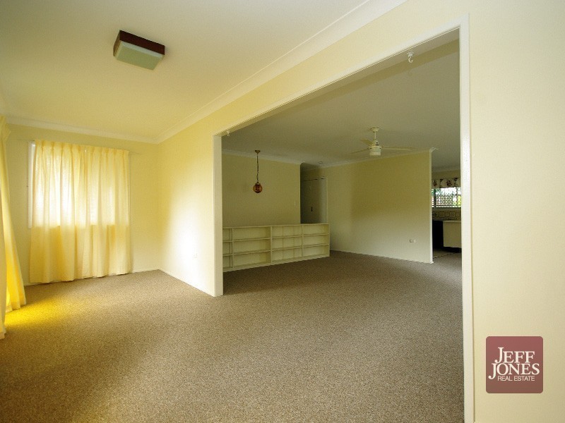 94 Greenmeadow Road, Mansfield QLD 4122