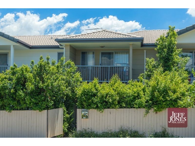 2/1 Victoria Street, Fairfield QLD 4103