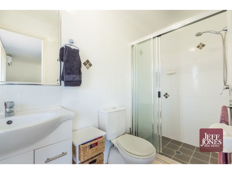 2/1 Victoria Street, Fairfield QLD 4103