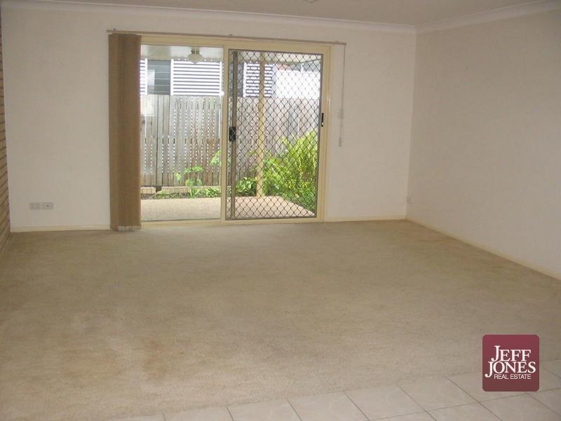 2/18 Kingsley Parade, Yeronga QLD 4104