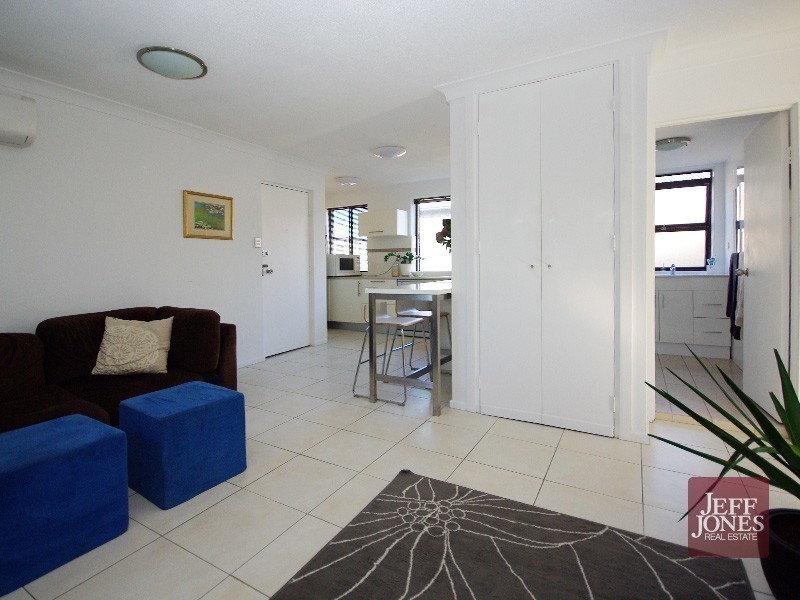 1/65 Jellicoe Street, Coorparoo QLD 4151