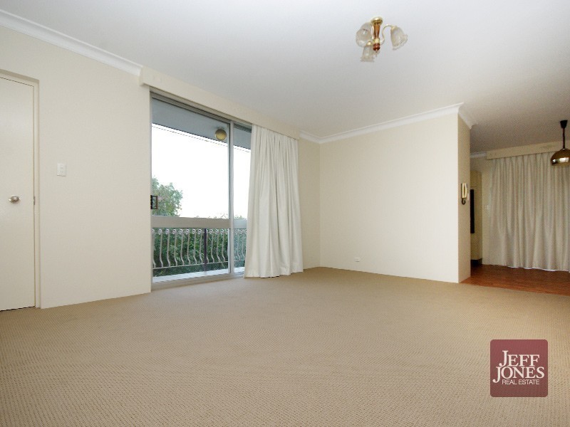 4/99 Earl Street, Greenslopes QLD 4120