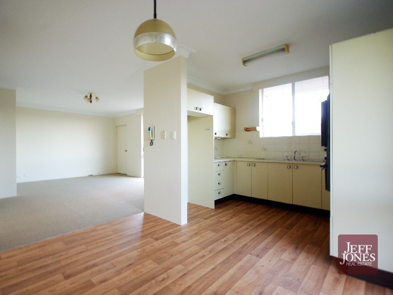 4/99 Earl Street, Greenslopes QLD 4120