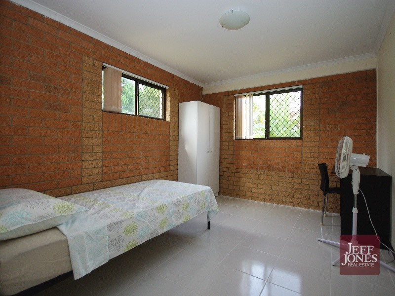 19 Fanfare Street, Eight Mile Plains QLD 4113