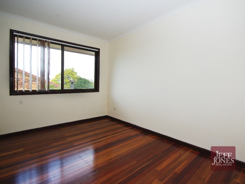 19 Fanfare Street, Eight Mile Plains QLD 4113