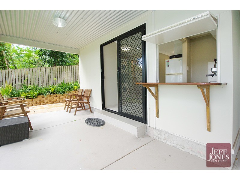 6 O’Connor Crescent, Mansfield QLD 4122