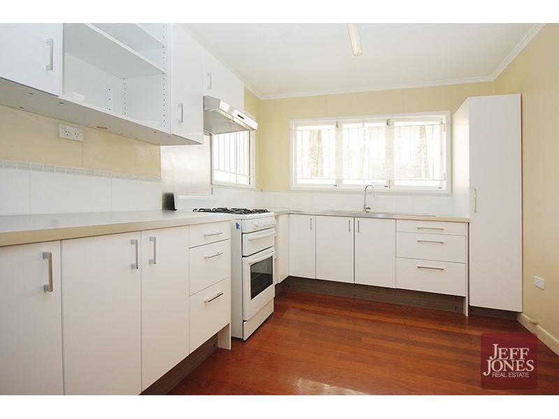 23 Ellis Street, Greenslopes QLD 4120