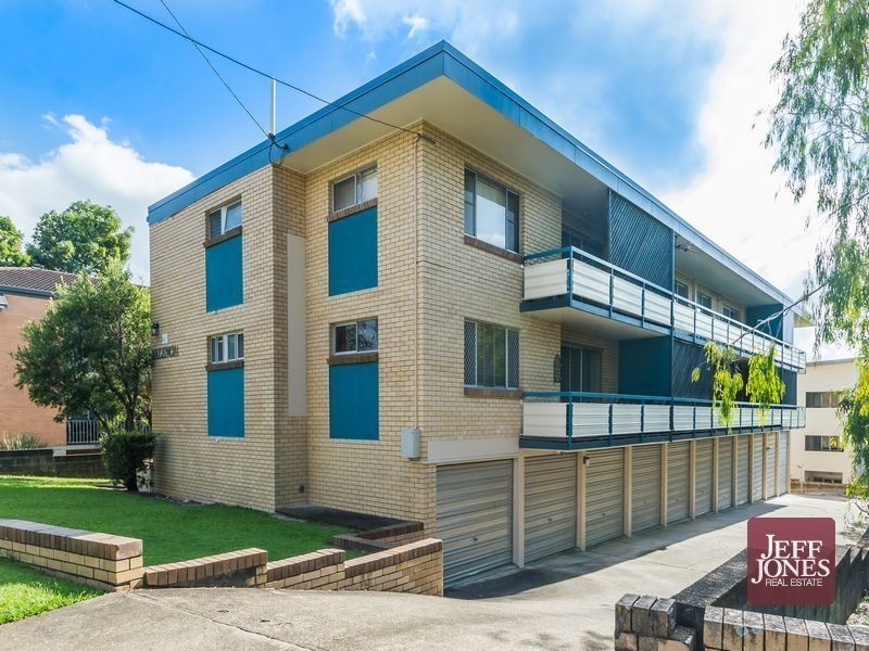 3/24 Raby Road, Coorparoo QLD 4151