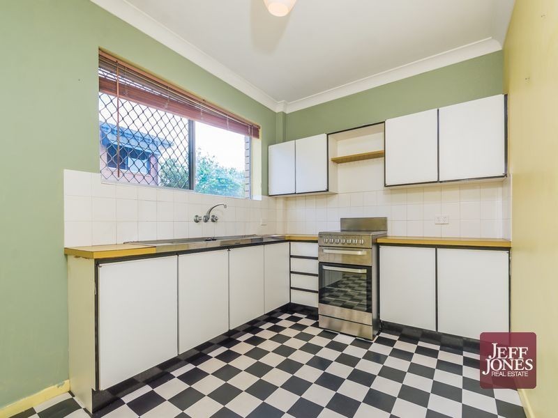 3/24 Raby Road, Coorparoo QLD 4151