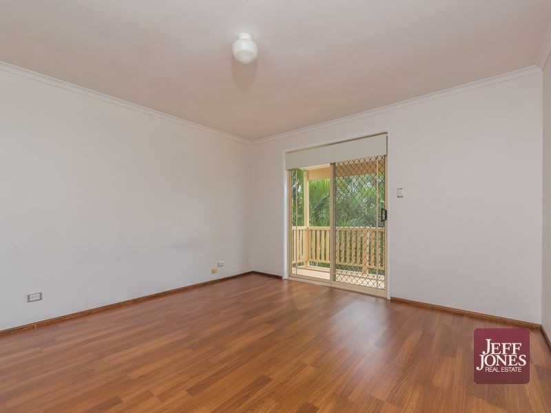 145 Macrossan Avenue, Norman Park QLD 4170