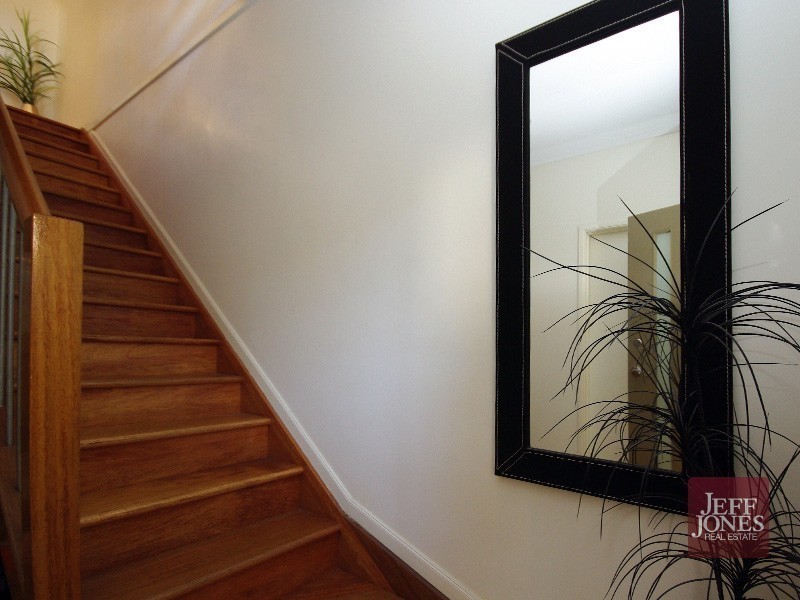 14/9 Talbot Street, Coorparoo QLD 4151