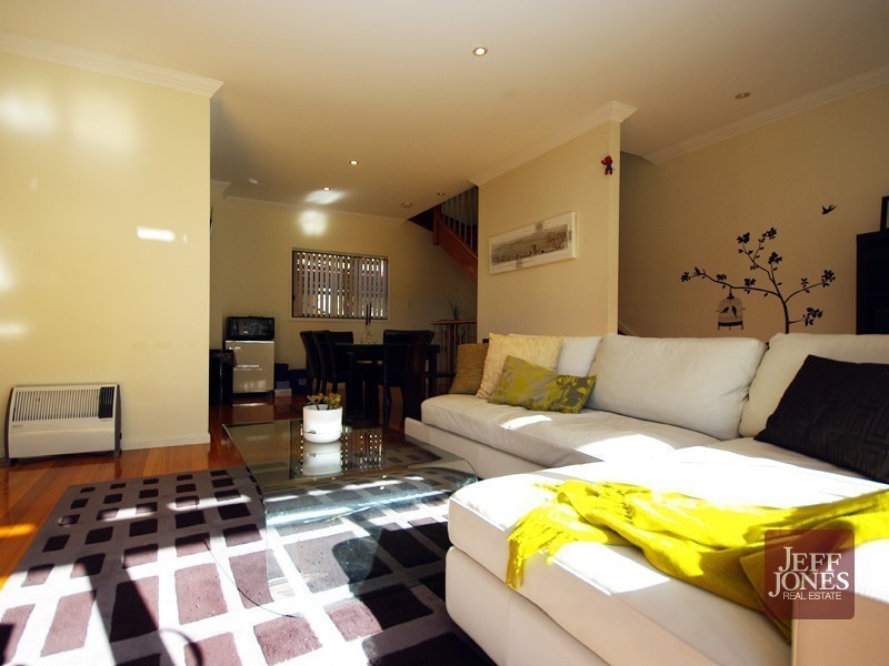 14/9 Talbot Street, Coorparoo QLD 4151