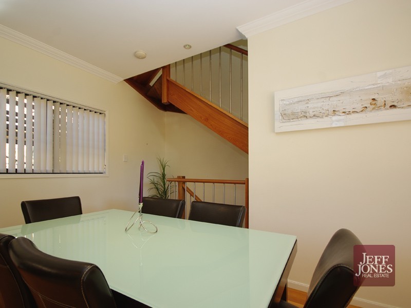 14/9 Talbot Street, Coorparoo QLD 4151