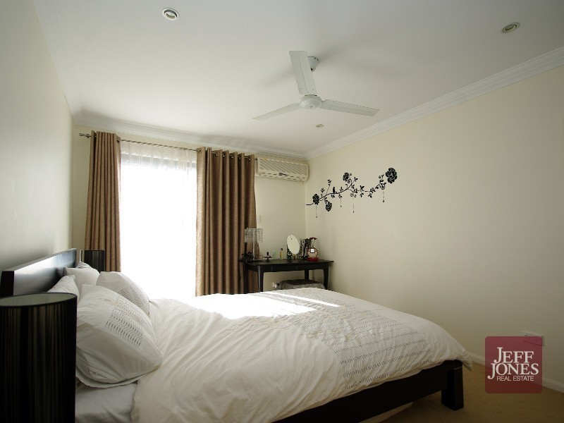 14/9 Talbot Street, Coorparoo QLD 4151